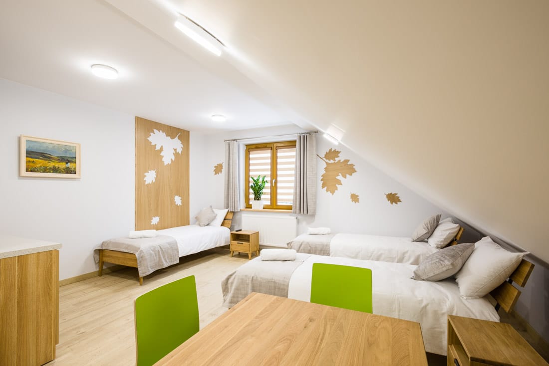 OSW Radocyna Pokoje 3-osobowe z łazienką OSW Radocyna Beskid Niski noclegi pokoje